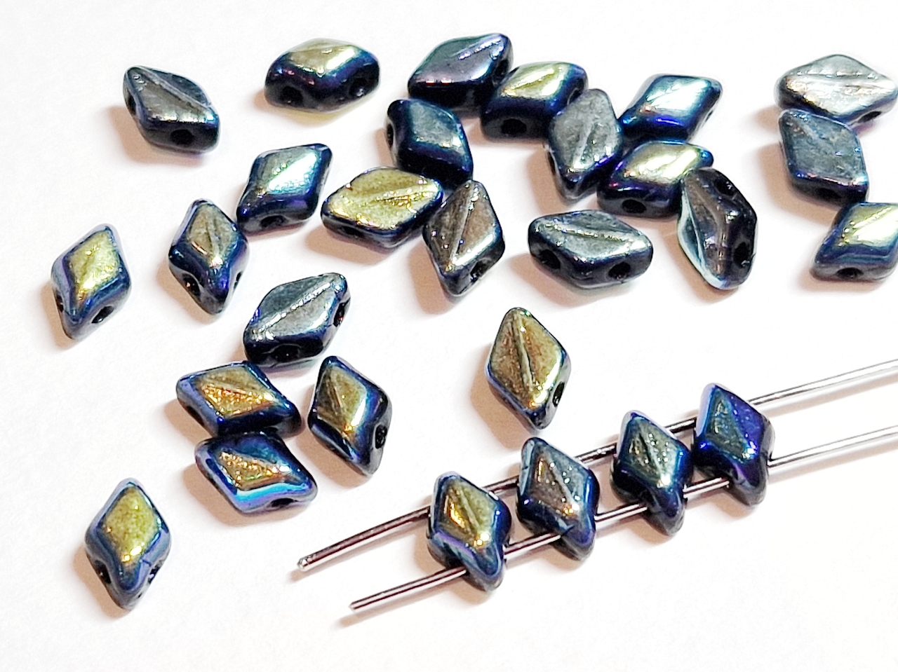 Намистини 2г MiniGemDuo 6x4mm (25-29 шт) Jet Full AB