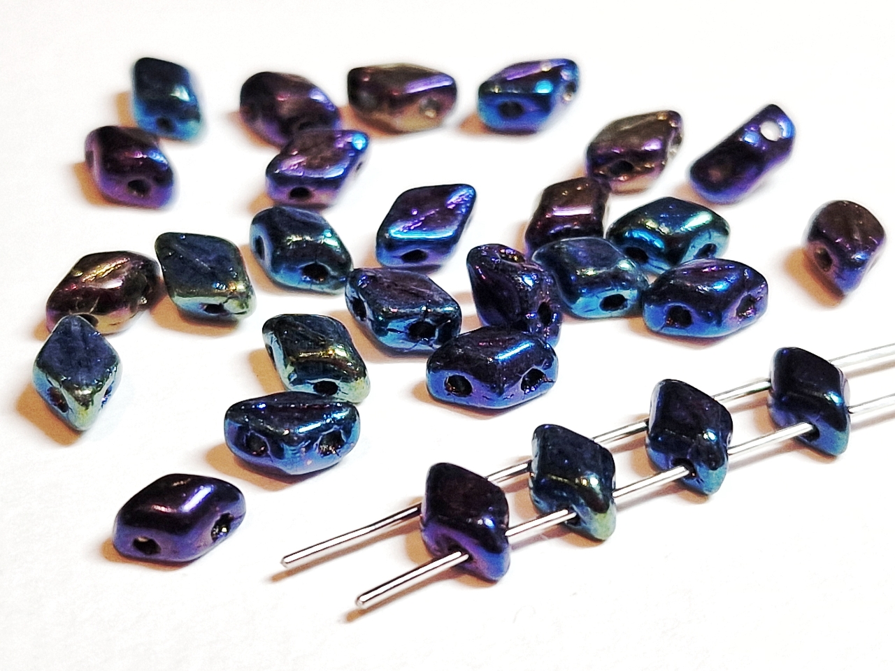 Намистини 2г MiniGemDuo 6x4mm (25-29 шт) Iris - Purple