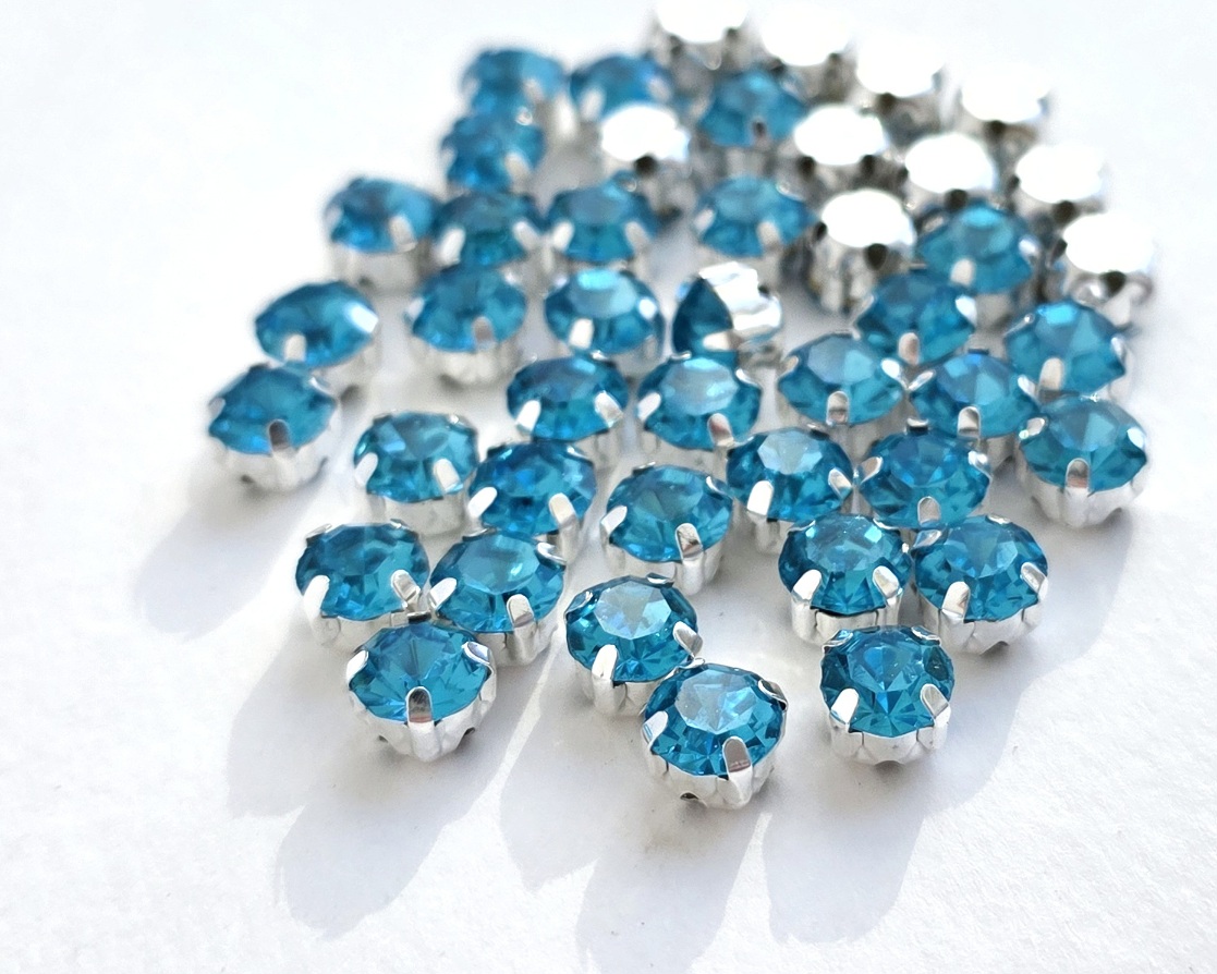 Шатон 6мм колір Блакитний, Aquamarine оправа срібло