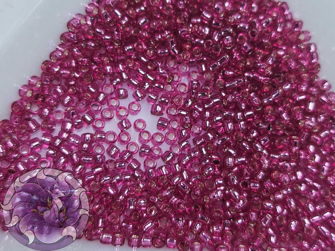 5г Бісер TOHO круглий 15/0 Silver-Lined Mauve TR-15-2218