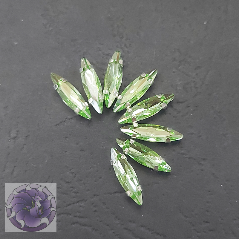 Кристал Маркіз 15*4мм у срібній оправі, Колір Peridot