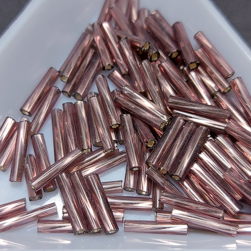 Стеклярус кручений 12mm, срібна середина, колір аметист, №59
