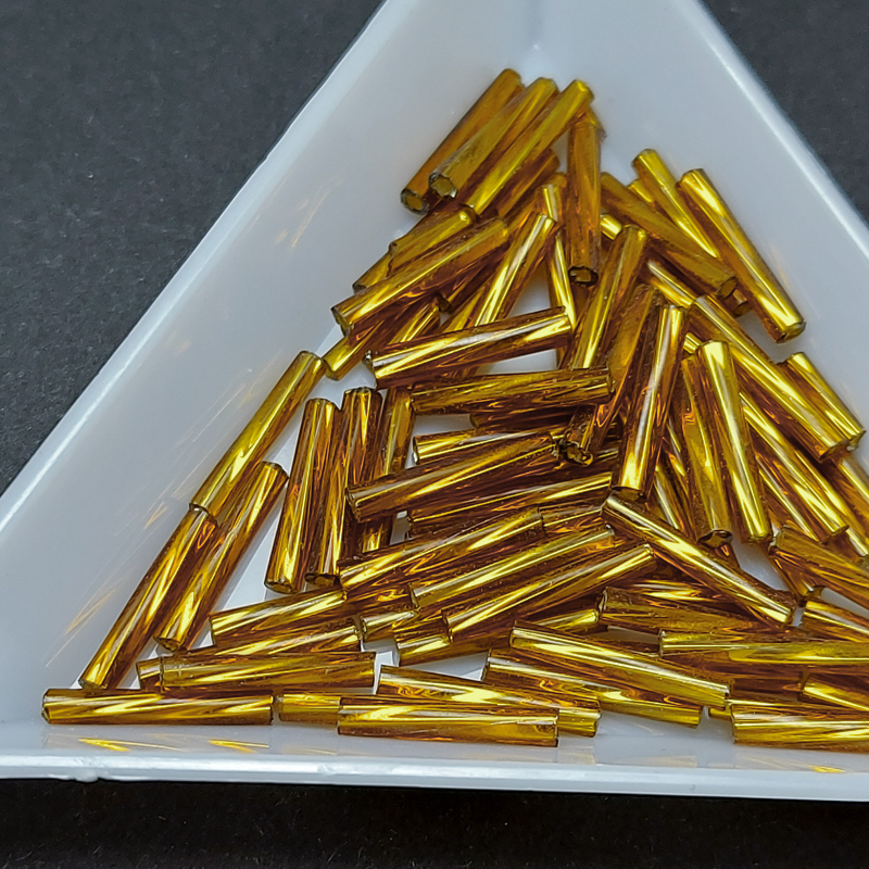 Стеклярус кручений 12mm, срібна середина, колір топаз, №54