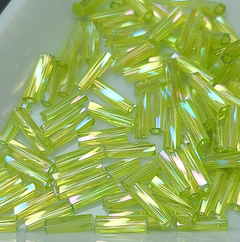Стеклярус кручений 6mm, прозорий, колір салатовий АВ, №550