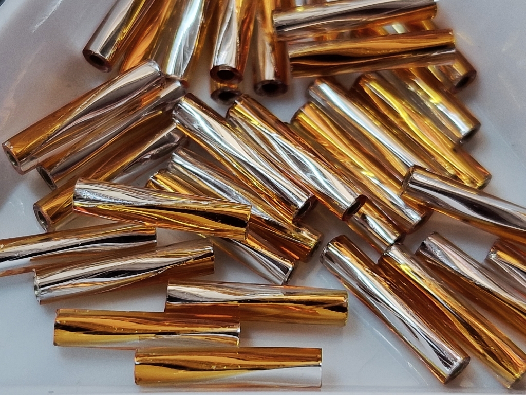 TW2712-3932 Бісер 5г Miyuki стеклярус кручений, Розмір 27х12мм, Колір Clear Silverlined Topaz 