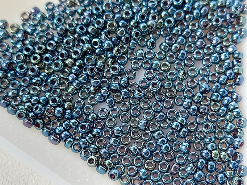 Бісер 5г 11-9456 круглий 11/0 Miyuki Колір GUNMETAL IRIS 