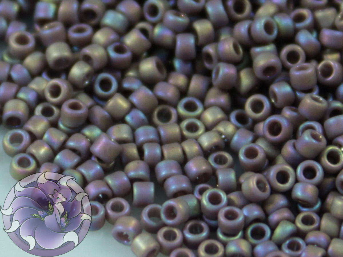 5г Бісер TOHO 15/0 Semi Glazed Rainbow - Lavender TR-15-2638F