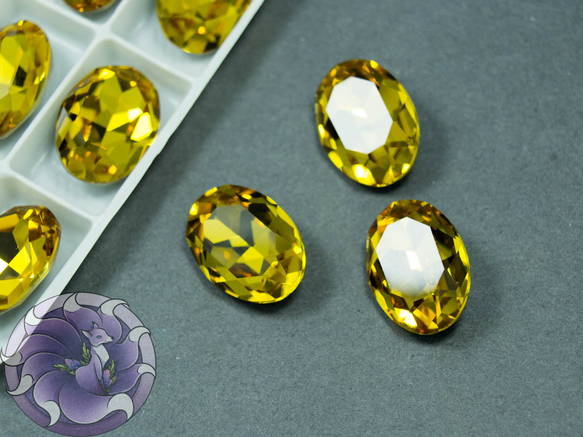 Кристал К9 Овал 18*13мм Колір Light Topaz