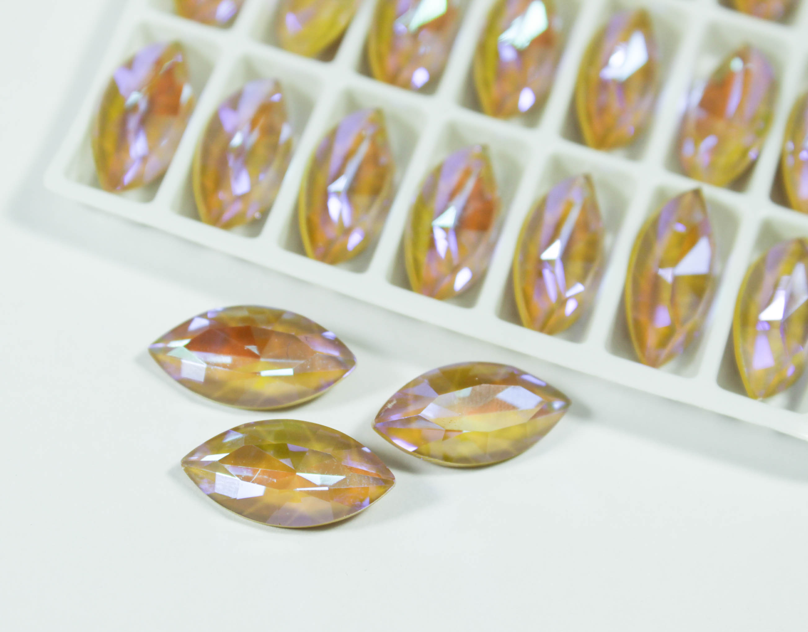 Кристал лаковий Маркіз 18*10мм, Колір light smoked topaz AB