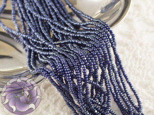 Бісер шарлотка 13/0 на нитці TR.DARK BLUE LUSTERED