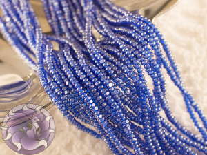 Бісер шарлотка 13/0 на нитці TR.MED.BLUE LUSTERED