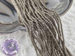 Бісер шарлотка 13/0 на нитці METALLIC GUNMETAL