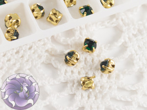 Шатони 4мм колір Emerald оправа колір золото
