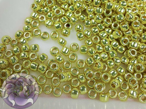 Бісер 5г TOHO Round 11/0 PermaFinish - Galvanized Yellow Gold TR-11-PF590