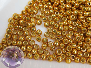 Бісер 5г TOHO Round 11/0 PermaFinish - Galvanized Old Gold TR-11-PF591