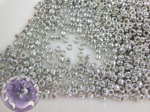 5г Бісер TOHO круглий 15/0 Metallic Silver TR-15-714