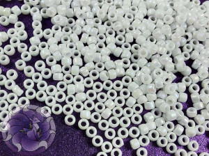 5г Бісер TOHO круглий 15/0 Matte-Color Opaque-Rainbow White TR-15-761