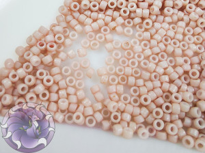 5г Бісер TOHO круглий 15/0 Opaque-Pastel-Frosted Shrimp TR-15-764
