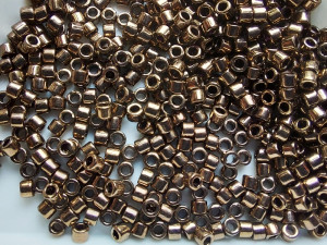 Бісер 5г DB0022 11/0 Miyuki Delica Колір METALLIC BRONZE