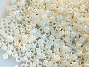 DB0203 Бісер 5 грамм Cream Ceylon 11/0 Miyuki Delica Bead 