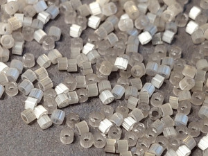 DB0827 Бісер 5 грам Tan Silk Satin 11/0 Miyuki Delica Bead 
