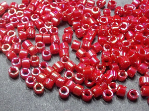 DB0162 Бісер 5 грамм Opaque Red AB 11/0 Miyuki Delica Bead 