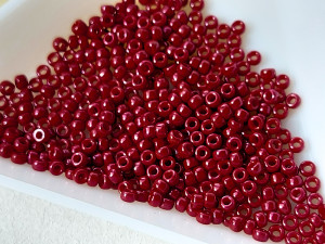Бісер 5г 11-91464 круглий 11/0 Miyuki Колір DYED OPAQUE MAROON