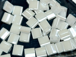 Бісер Miyuki Tila 5г колір 5MM CRYSTAL CEYLON