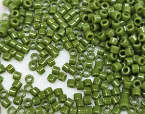 DB1135 Бісер 5 грамм Matte Avacado 11/0 Miyuki Delica Bead 