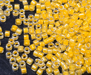 DB2032 Бісер 5 грамм LUMINOUS SUN GLOW 11/0 Miyuki Delica Bead 
