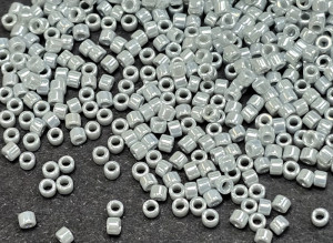 DB1570 Бісер 5 грамм Opaque Ghost Gray Luster 11/0 Miyuki Delica Bead 