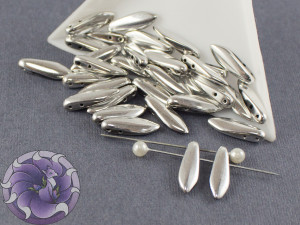 2-hole Glass Daggers 5x16mm Crystal Labrador Full