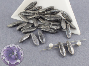 2-hole Glass Daggers 5x16mm Jet Etched Hematite