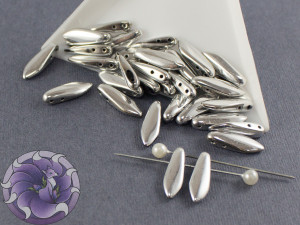 2-hole Glass Daggers 5x16mm Jet Labrador Full