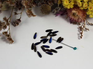Glass Daggers 11x3mm Crystal Etched Azuro Full