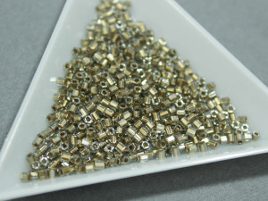 Бісер 5г TOHO- Hexagon 11/0 Gold- Lined Black Diamond