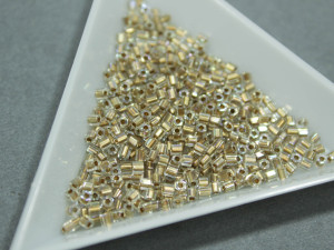 Бісер 5г TOHO- Hexagon 11/0 Gold- Lined Rainbow Crystal