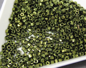 Бісер 5г Miyuki Nex Cut 11/0 Metallic Olive