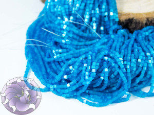 Бісер рубка 10/0 Preciosa сатиновий бірюзовий на нитці