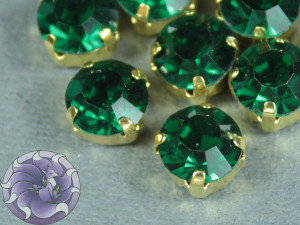 Шатон 8мм колір 123 Emerald золото оправа