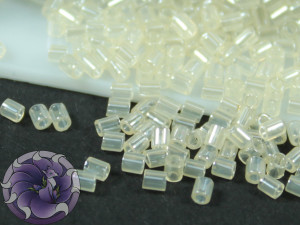 TOHO Стеклярус 5г - Bugle #0 (2mm) : Ceylon Lt Ivory TB-00-147