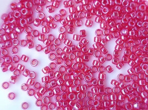 5г Бісер TOHO круглий 15/0 Transparent-Lustered Siam Ruby TR-15-109B