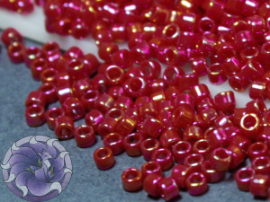Бісер 5г TOHO Treasure 11/0 Opaque Cherry Rainbow