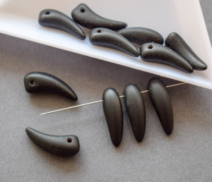 Czech Tooth Dagger Beads 16*6mm Matte Black